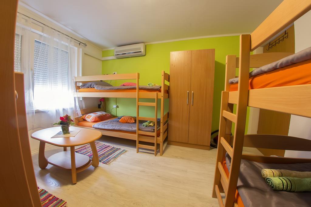 Guesthouse Adi Мостар Екстериор снимка