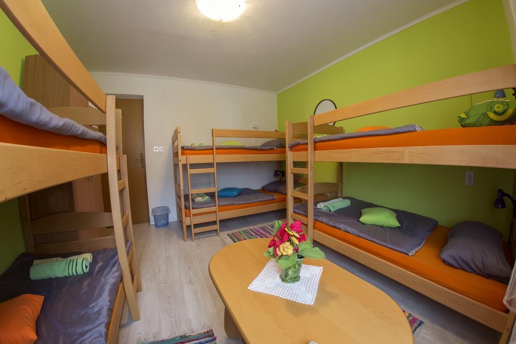 Guesthouse Adi Мостар Екстериор снимка