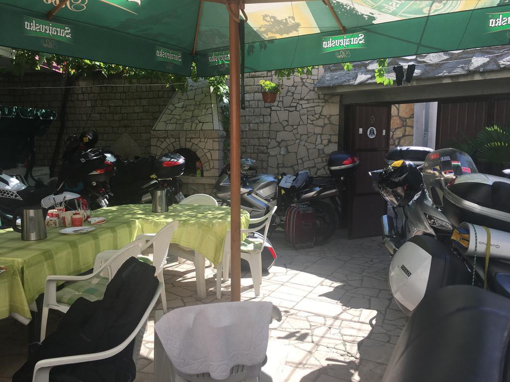 Guesthouse Adi Мостар Екстериор снимка