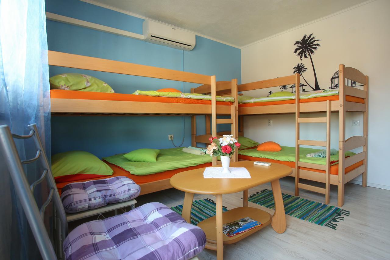 Guesthouse Adi Мостар Екстериор снимка