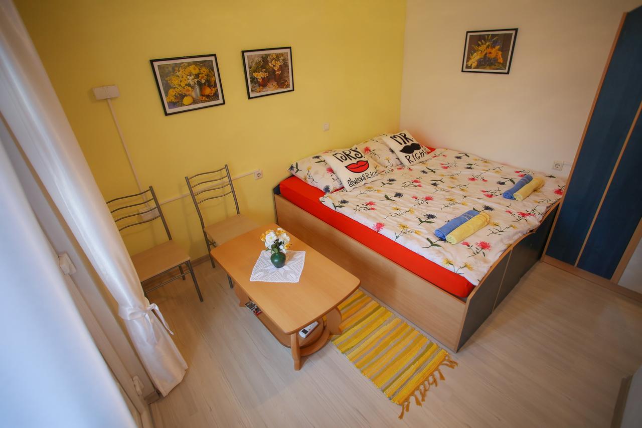 Guesthouse Adi Мостар Екстериор снимка